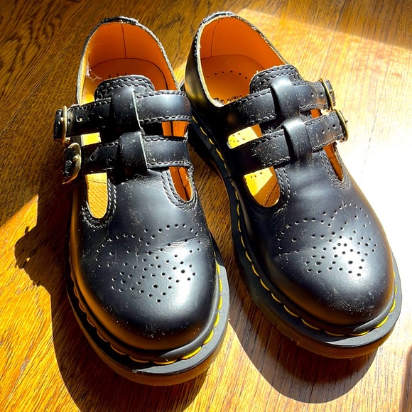 Dr. Martens Shoes - doc martin marry jane shoes
